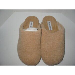 Steve Madden Women's Cozy Tan Fuzzy Slippers - Size 6